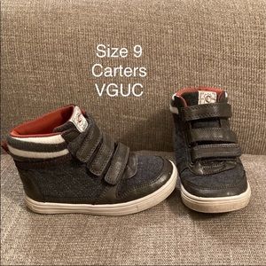 Toddler boy’s Size 9 boots